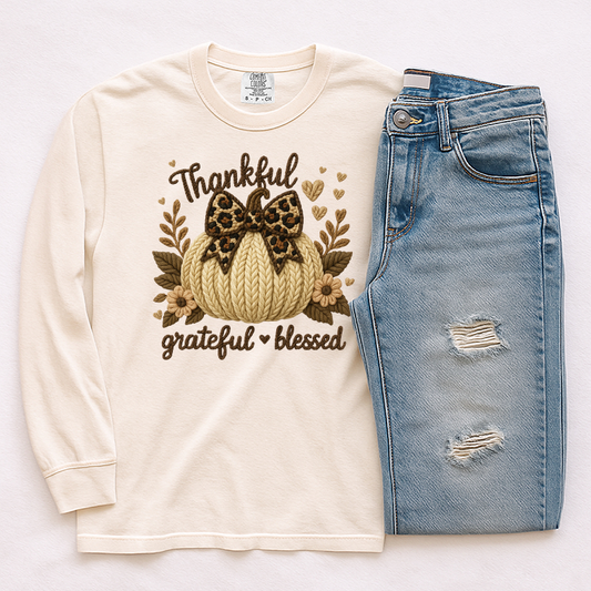 Faux Yarn Pumpkin With Leopard Bow Transfer - T-SHIRT SIZE