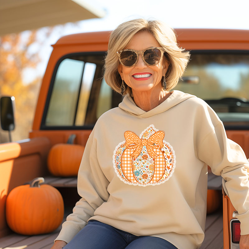 Lace Edge Pumpkin Transfer - T-SHIRT SIZE