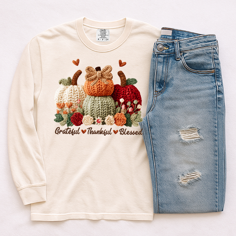 Faux Yarn Stacked Pumpkin Wobble Transfer