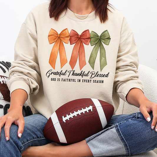 Grateful Thanksful Blessed Bow Trio - T-SHIRT SIZE