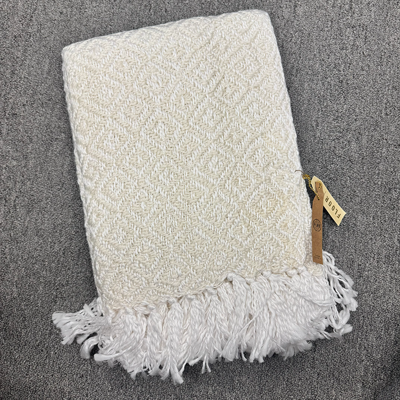 Diamon Knitted Throw - Creme