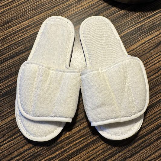 Kids Velcro Spa Slipper - Size Small